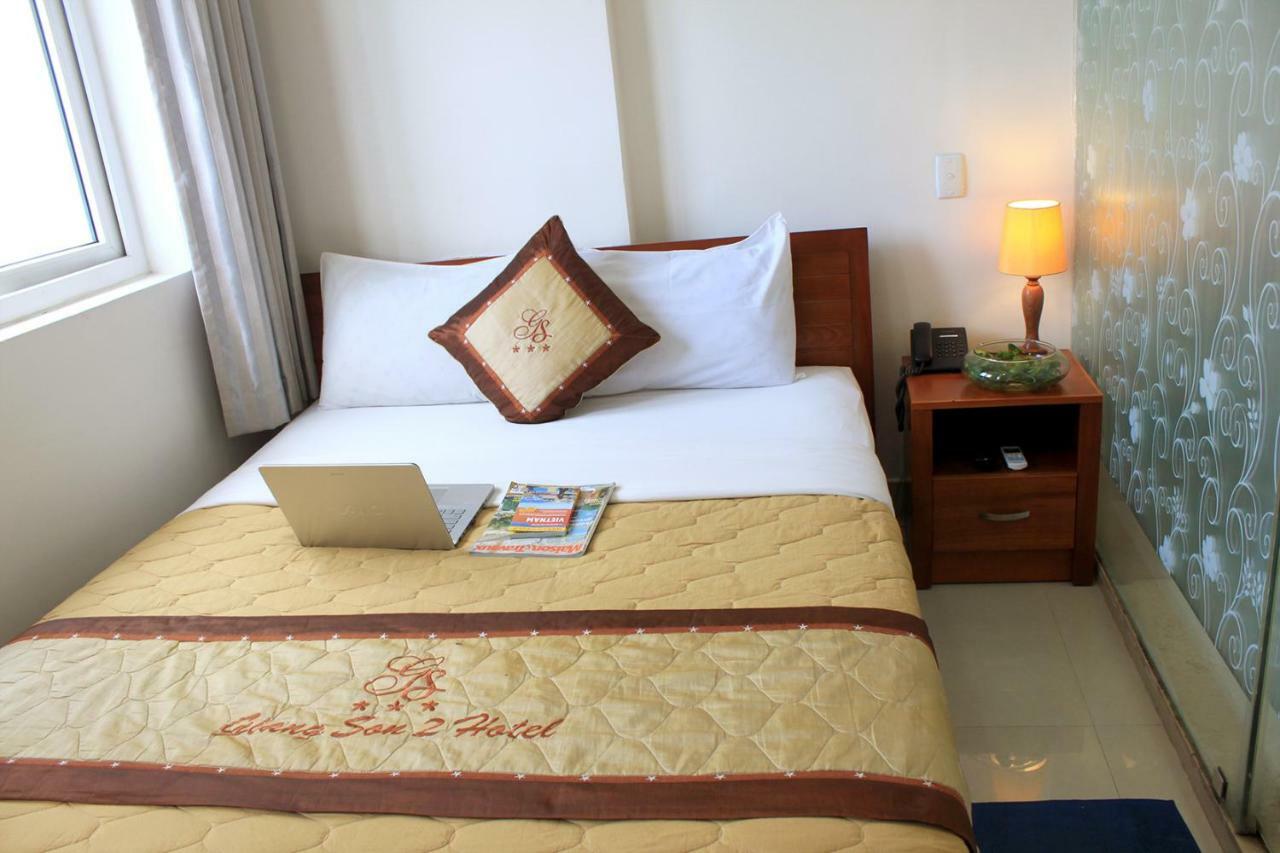 Giang Son 2 Khách sạn 2*