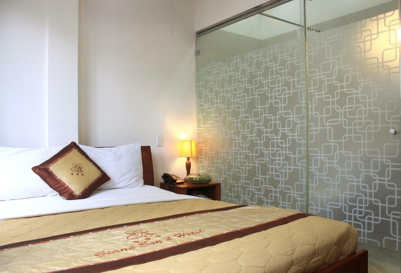 Giang Son 2 Khách sạn TP. Hồ Chí Minh